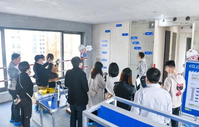 廈門旭輝首座透明工廠盛大開放，捅破買房